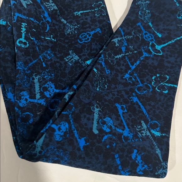 Lot of 4 Rare NWOT LuLaRoe Kids Leggings size S/M! Dogs, Space, Keys, Aztec - Picture 9 of 12